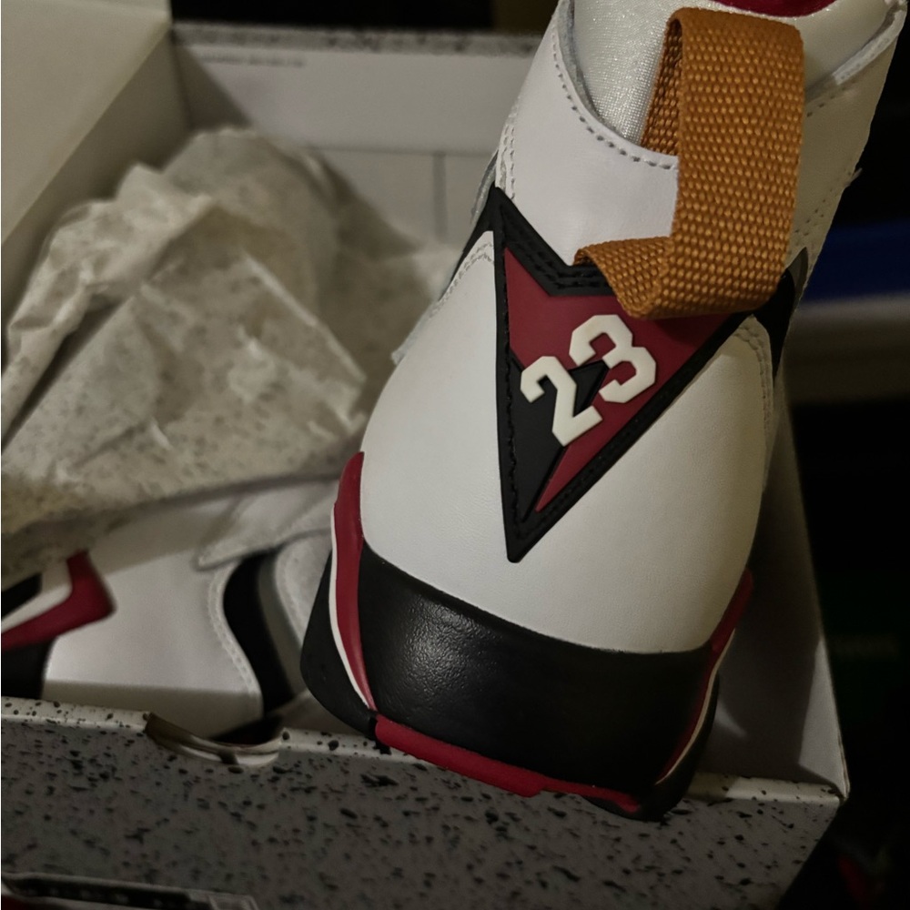 Jordan Sneakers White and Red